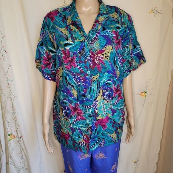 Sag Harbor exotic floral print Button Front Shirt - Picture 9 of 14